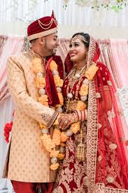 Candid moments of bride and groom at a Hyderabadi Muslim wedding – wedding photography in Hyderabad